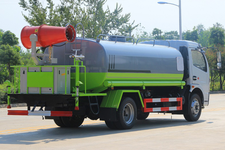 東風(fēng)大多利卡9噸噴霧車